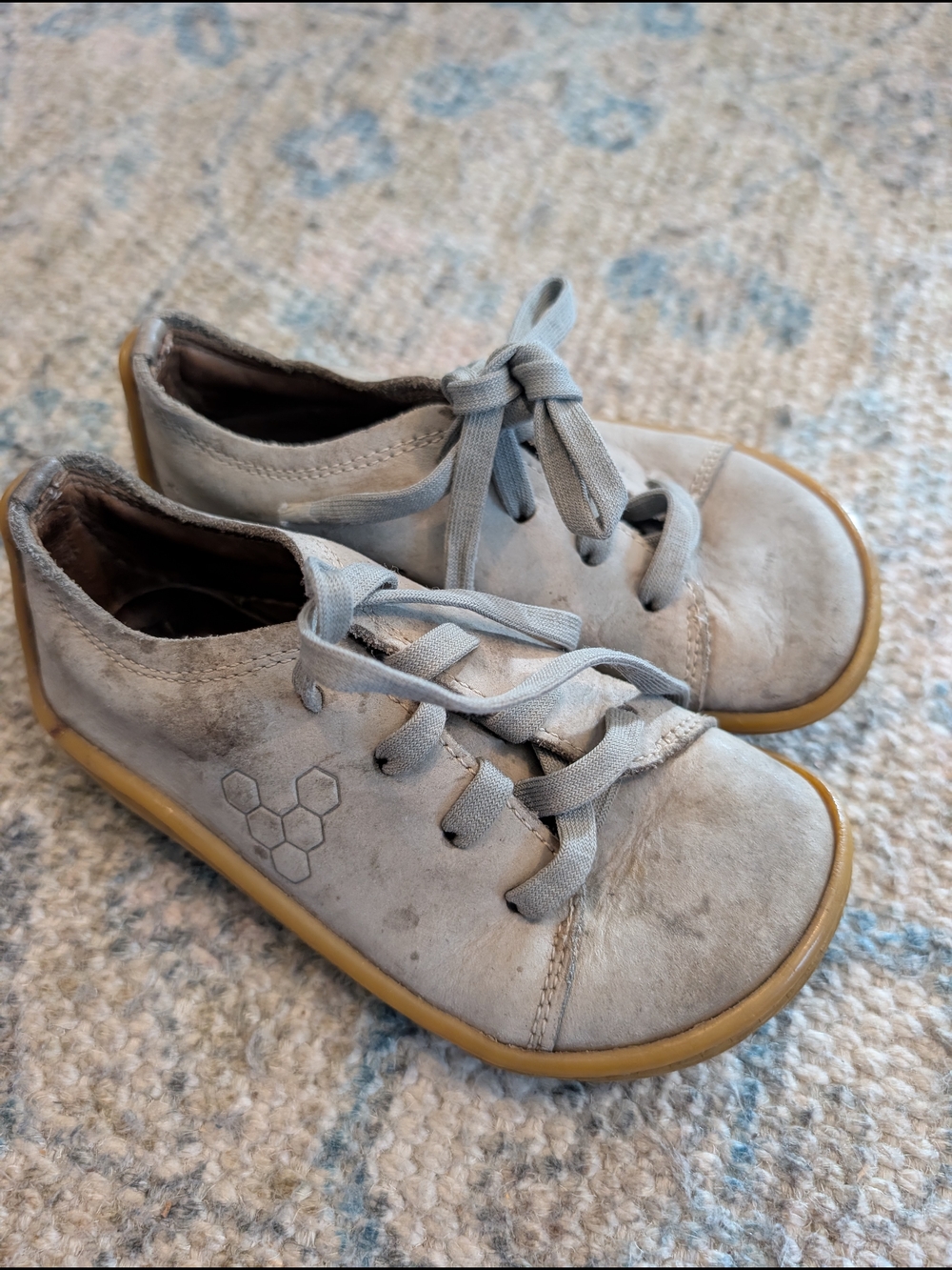 Vivo Barefoot Light Gray Kids Lace-Up Sneakers with Honeycomb Accent